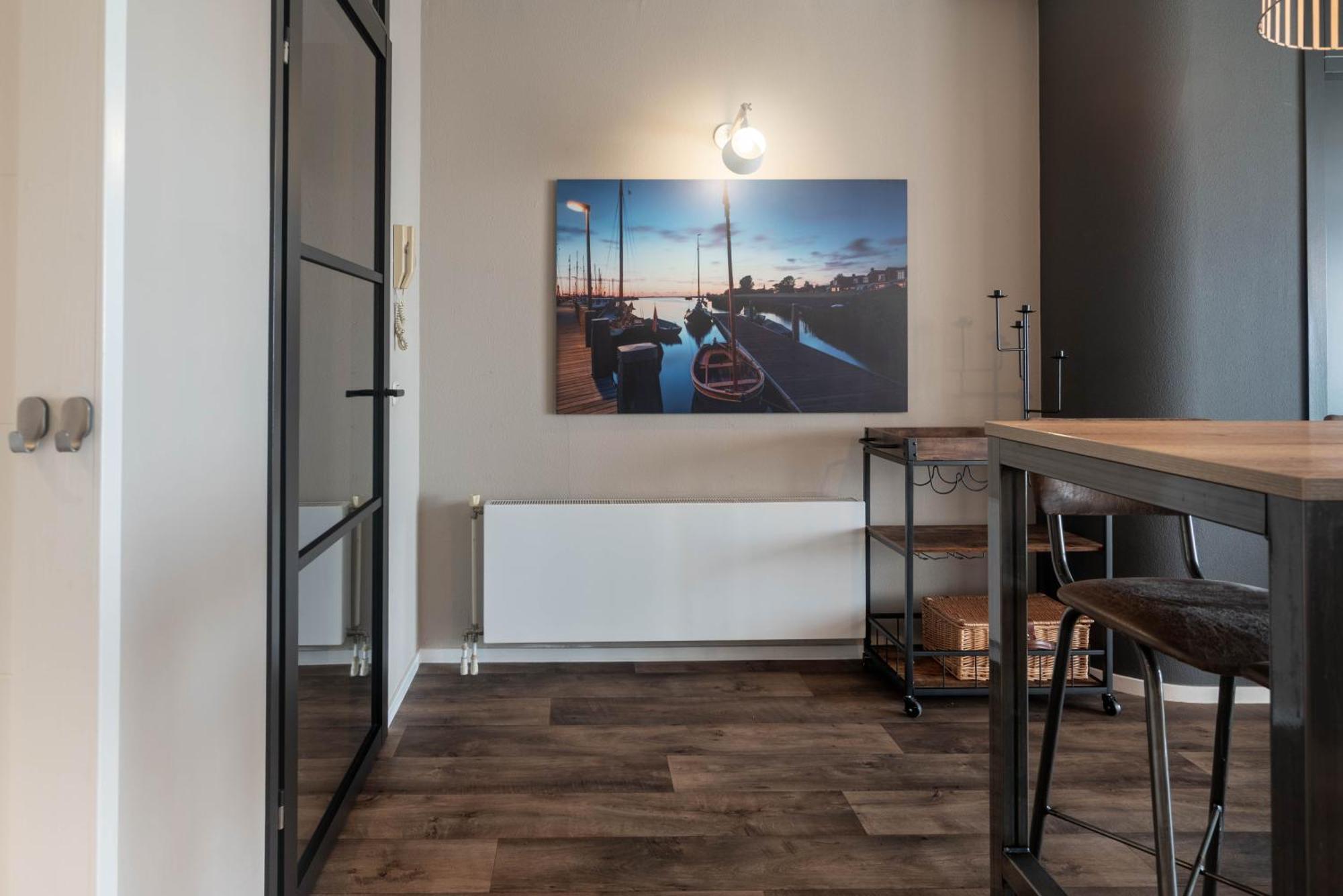 Zuiderzeestate 35, Prachtig Appartement Aan Het Ijsselmeer Макум Екстериор снимка