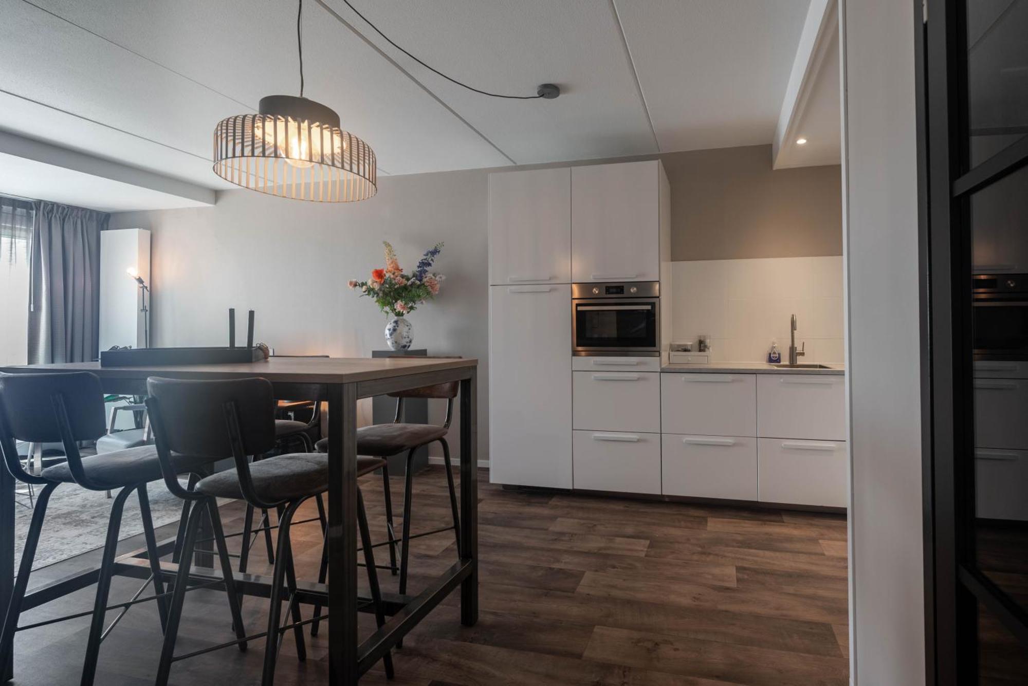 Zuiderzeestate 35, Prachtig Appartement Aan Het Ijsselmeer Макум Екстериор снимка
