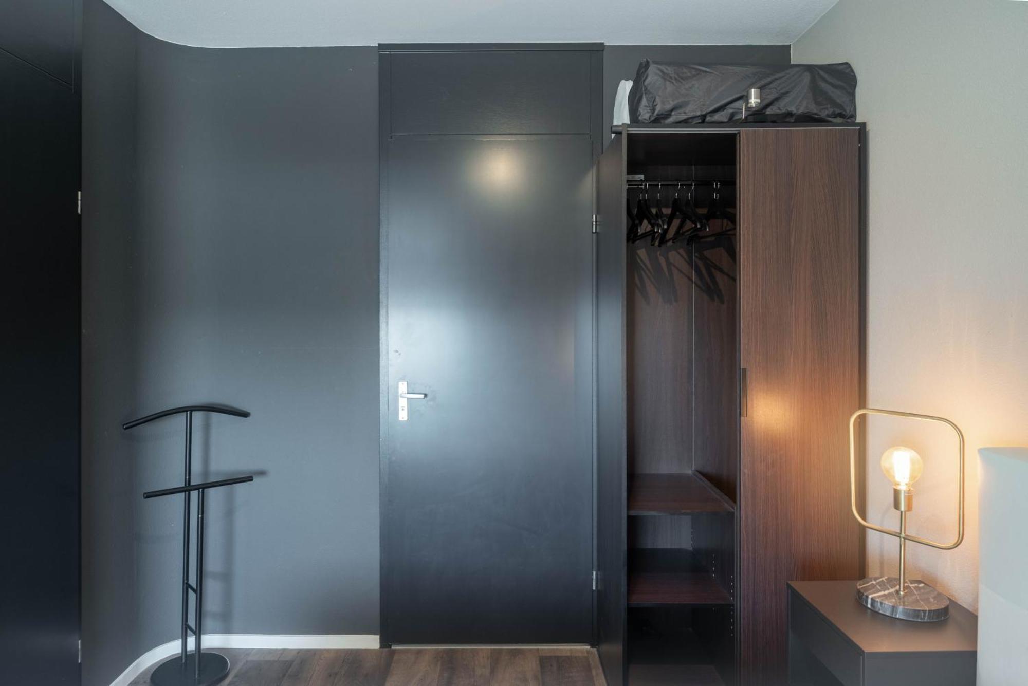 Zuiderzeestate 35, Prachtig Appartement Aan Het Ijsselmeer Макум Екстериор снимка