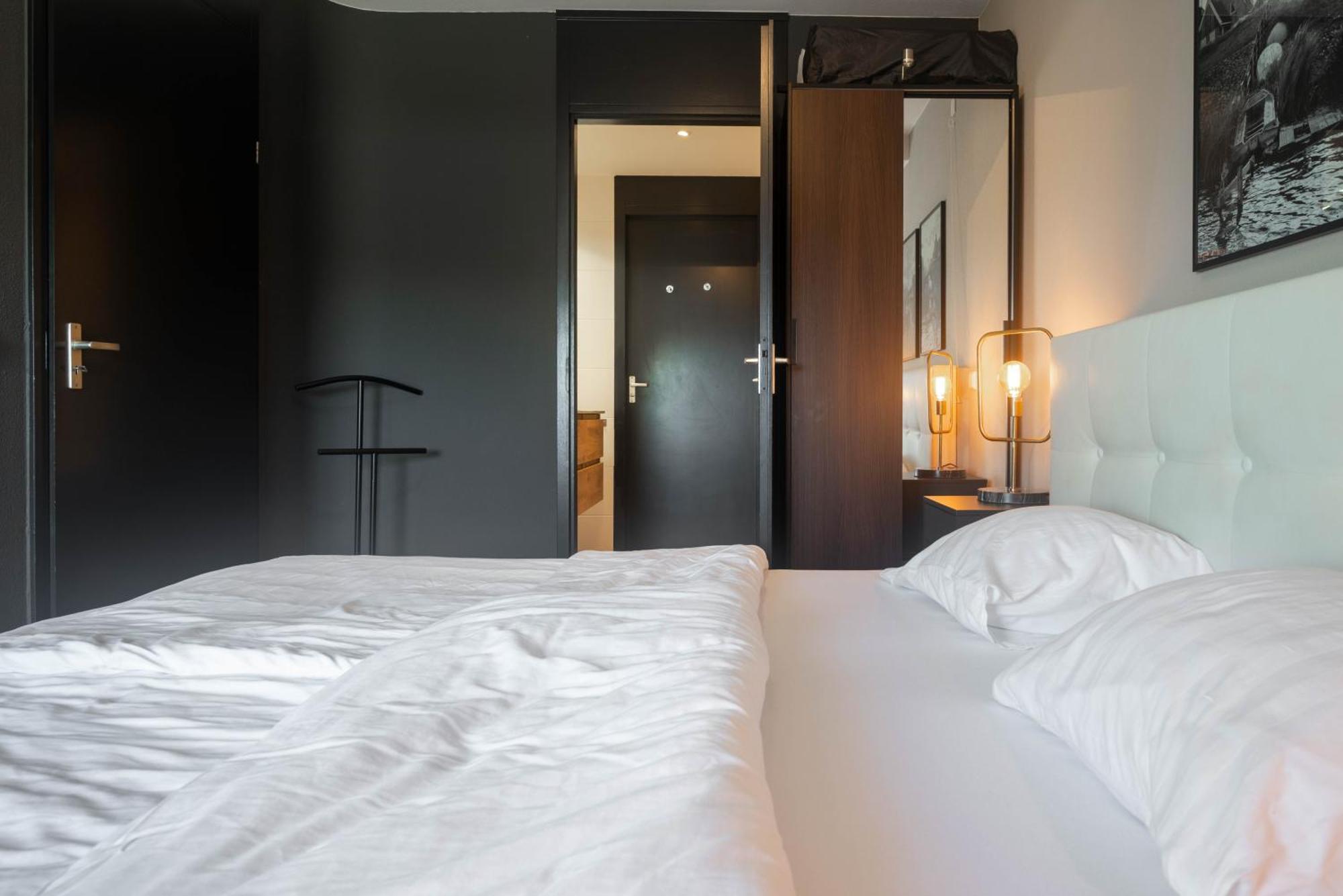 Zuiderzeestate 35, Prachtig Appartement Aan Het Ijsselmeer Макум Екстериор снимка